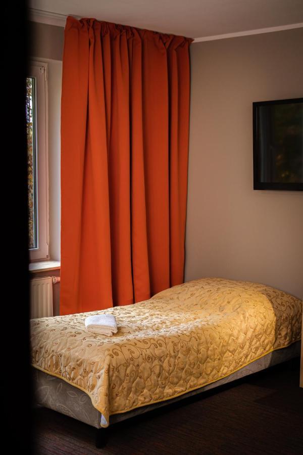 Hotel Best Inn Bydgoszcz Bagian luar foto