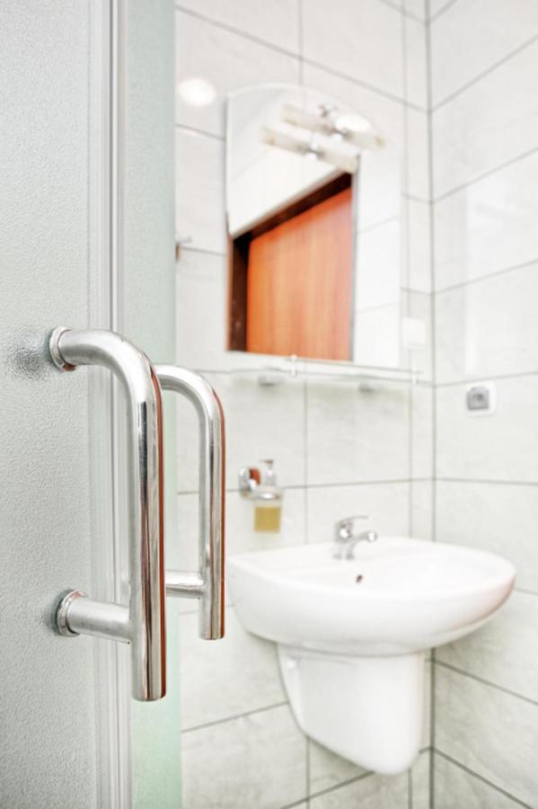 Hotel Best Inn Bydgoszcz Ruang foto